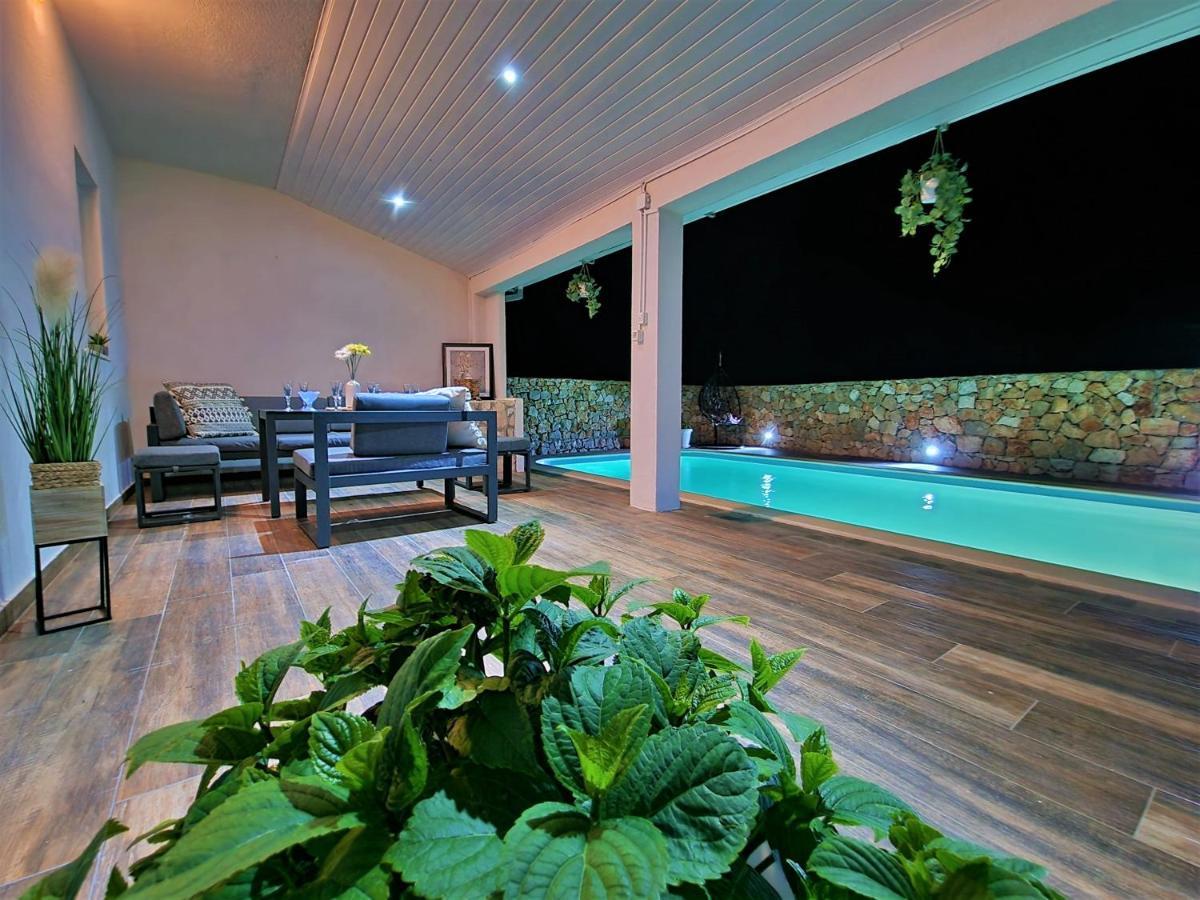 Anas Lagoon Holiday House With Pool At Azure Beach Дрвеник-Мали Экстерьер фото
